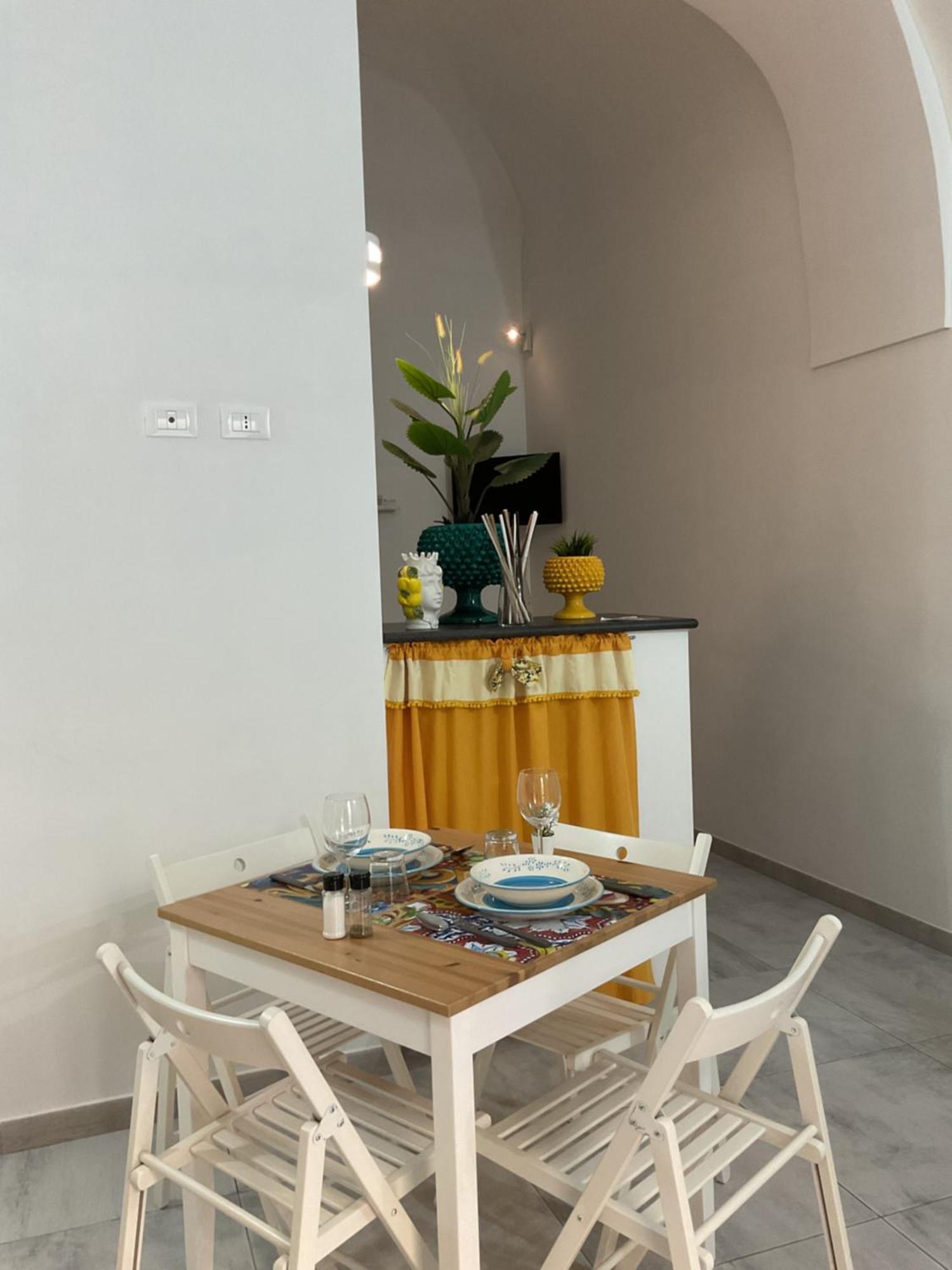 Rossaroll Holiday Houses 노토 외부 사진