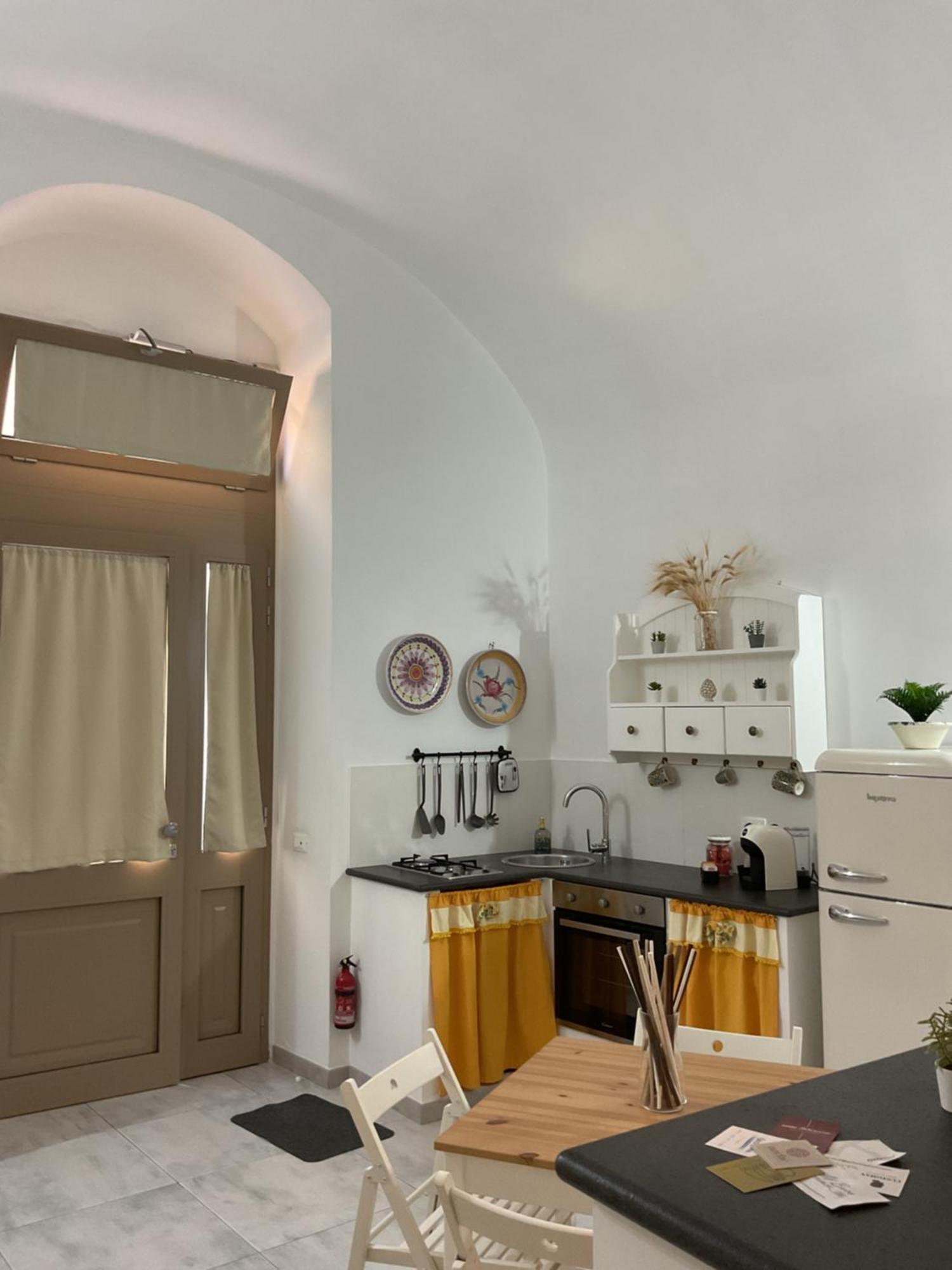 Rossaroll Holiday Houses 노토 외부 사진