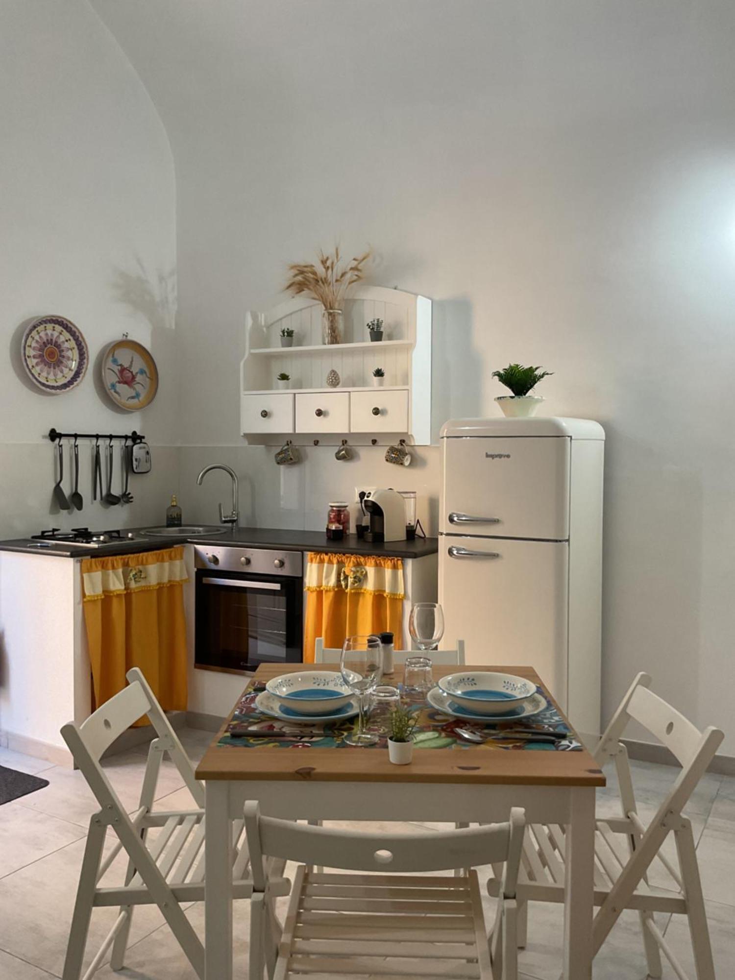 Rossaroll Holiday Houses 노토 외부 사진